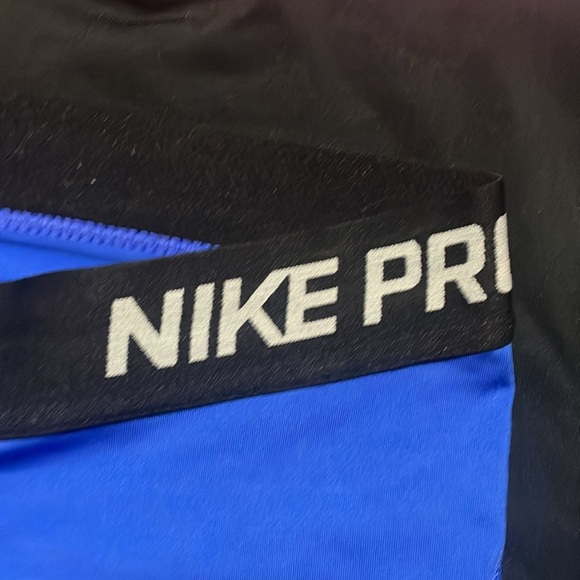 Nike pro shorts (2) - Picture 3 of 3